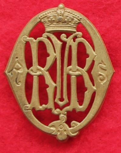 Queen's Edinburgh RV Brigade Glengarry Badge