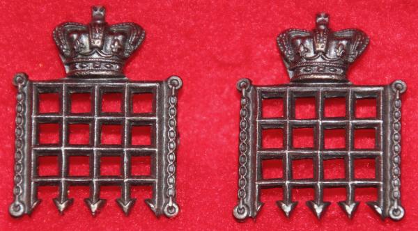 13th Middlesex RVC Collar Badges