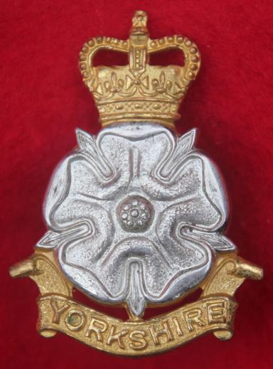 Yorkshire Brigade Officer's Cap Badge
