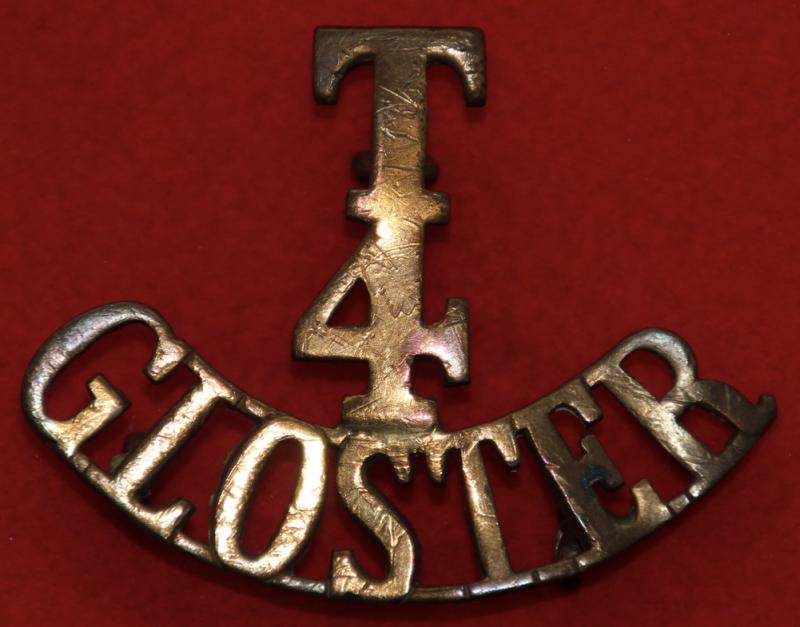 T/4/Gloster Shoulder Title
