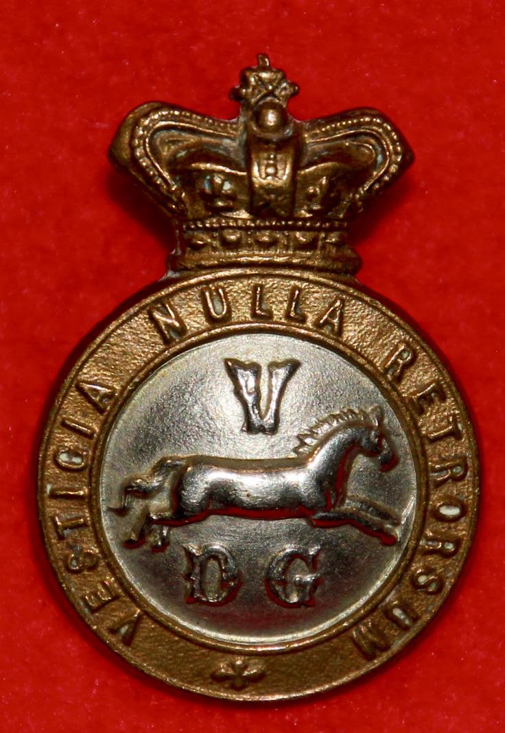 Victorian 5th DG Collar Badge