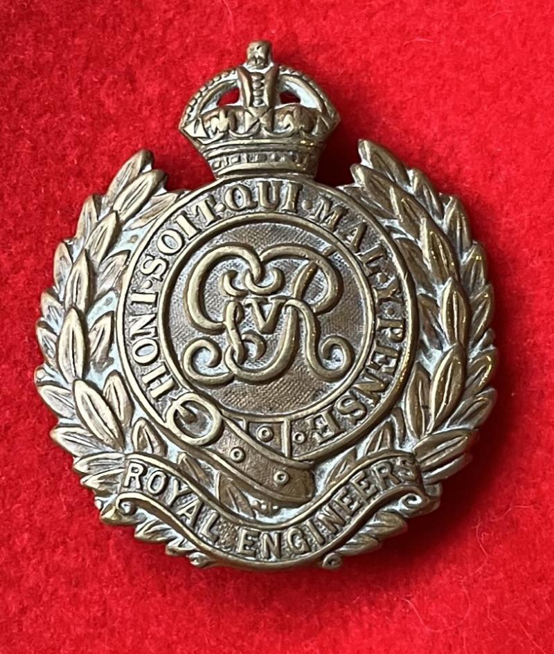 RE G5th (Non-Voided) Cap Badge