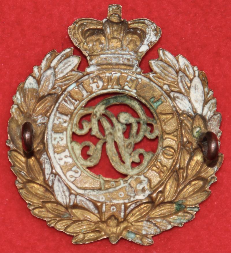 Victorian RE Cap Badge