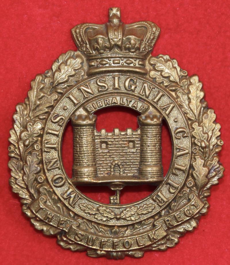 Suffolk Regt Puggaree Badge