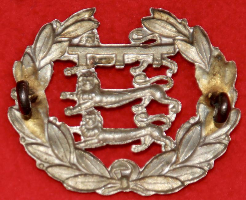 1st VB Leicestershire Collar Badge