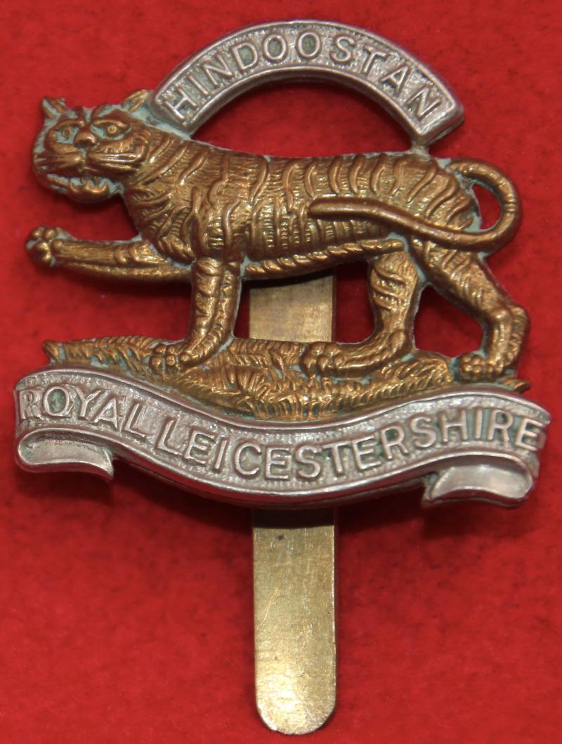 R Leicestershire Beret Badge