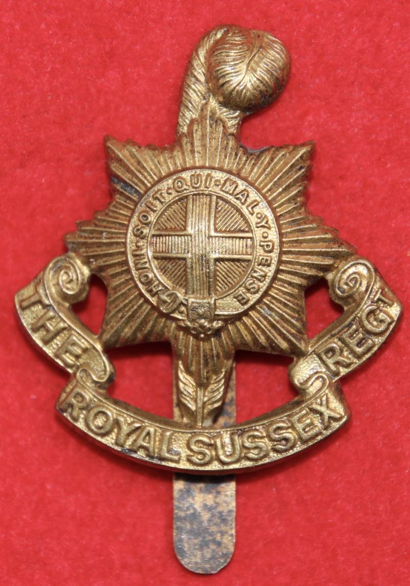 R Sussex (1916) Cap Badge