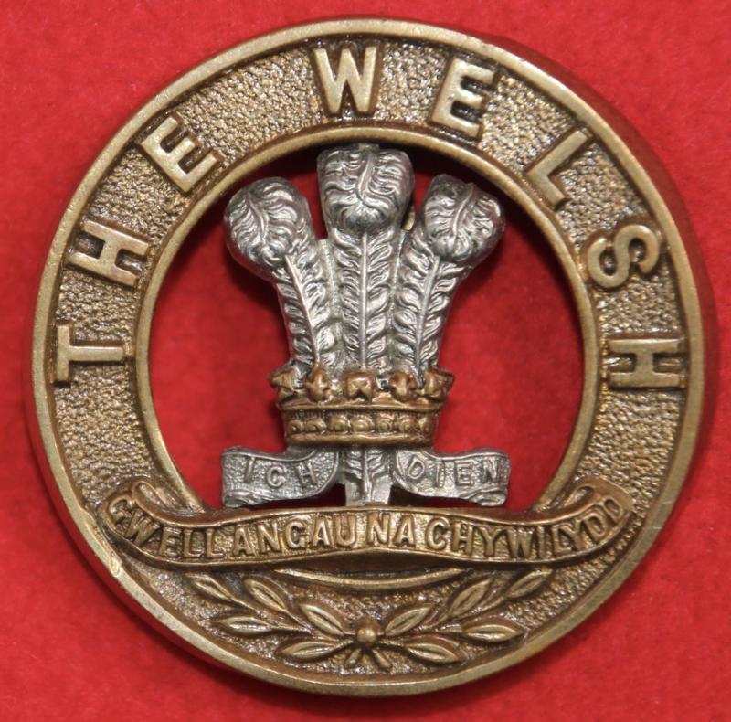 The Welsh Regt Puggaree Badge
