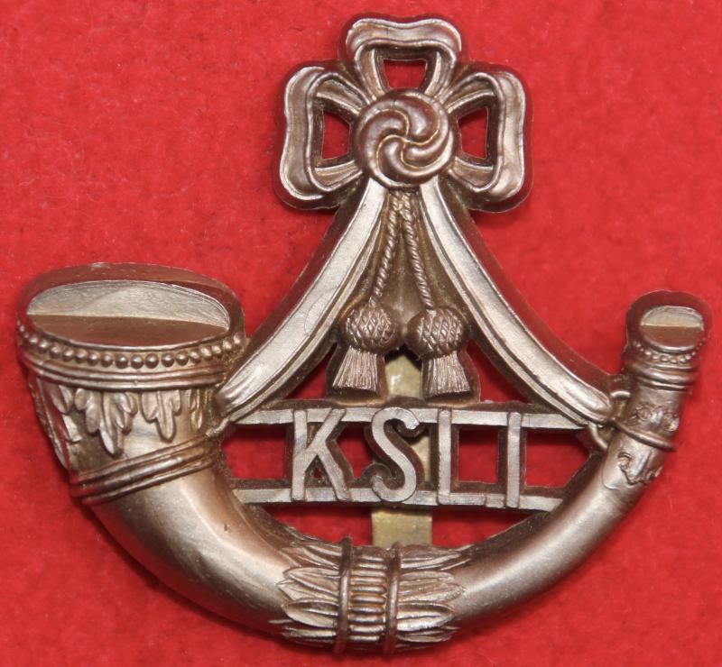 KSLI Plastic Cap Badge