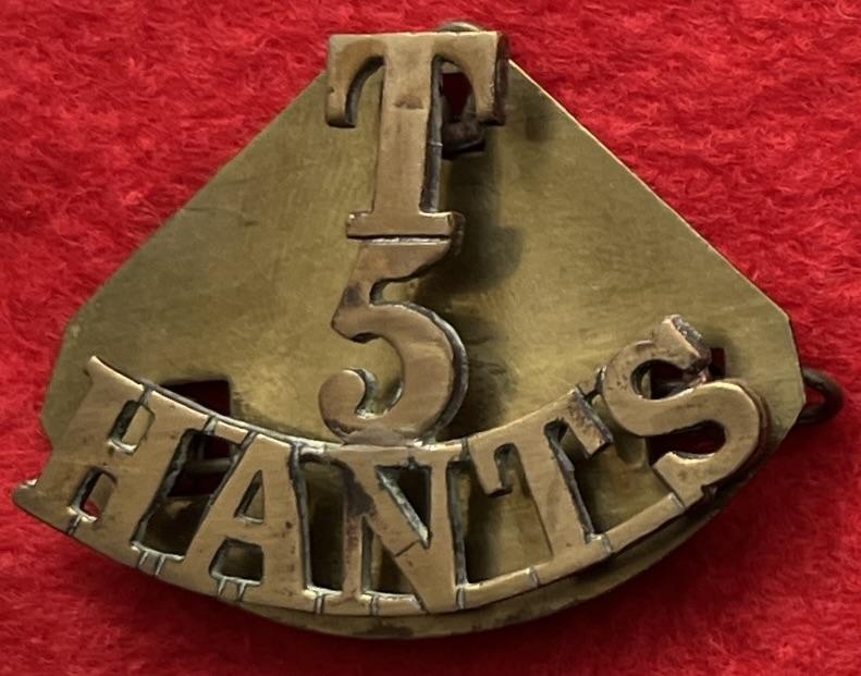 T/5/Hants Shoulder Title