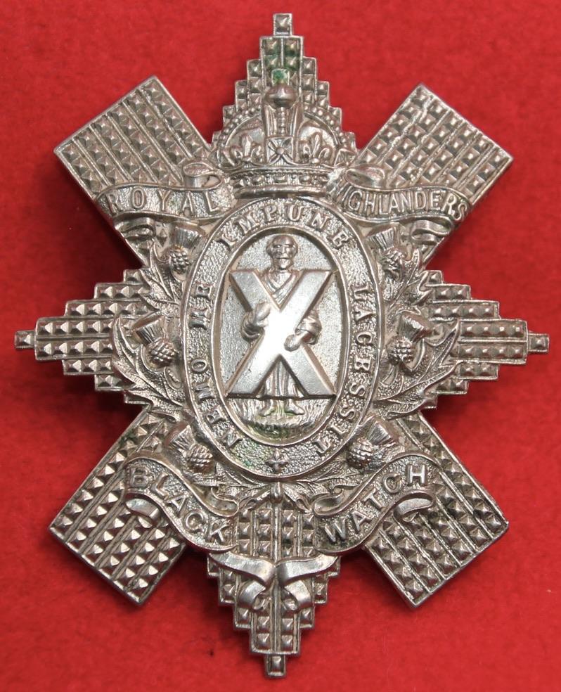 4th-7th BW Glengarry Badge