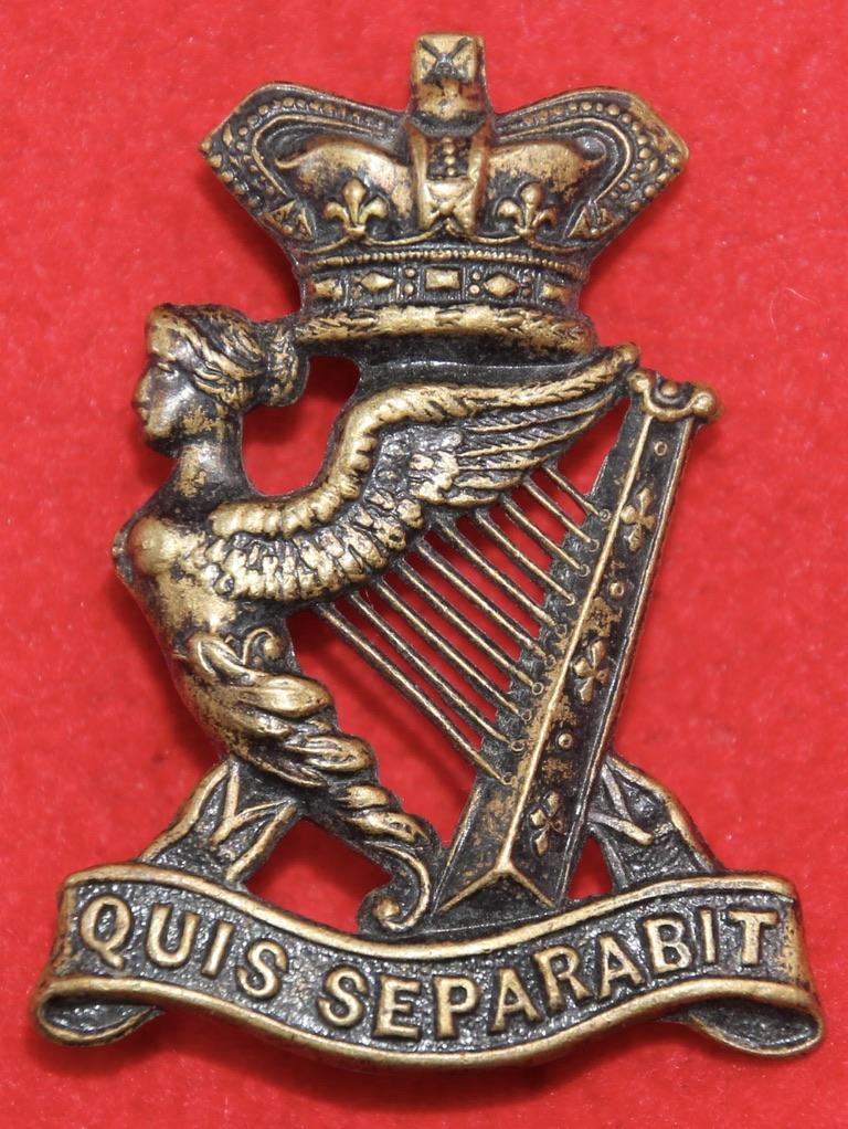 RIR FS Cap Badge