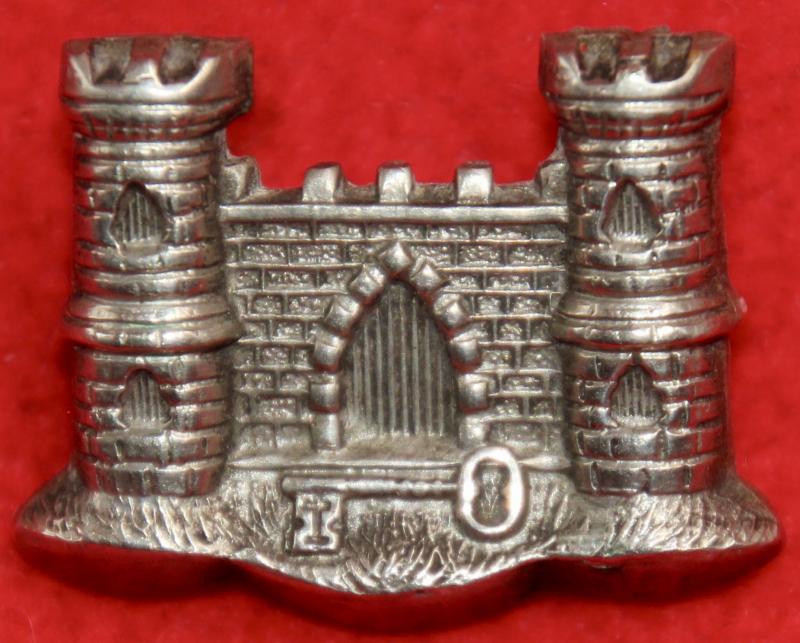 2VB Suffolk Regt Collar Badge