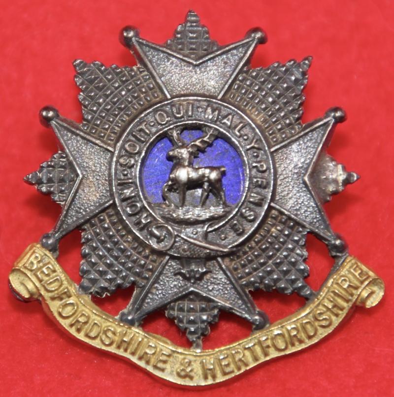 Beds & Herts Officer's Collar Badge