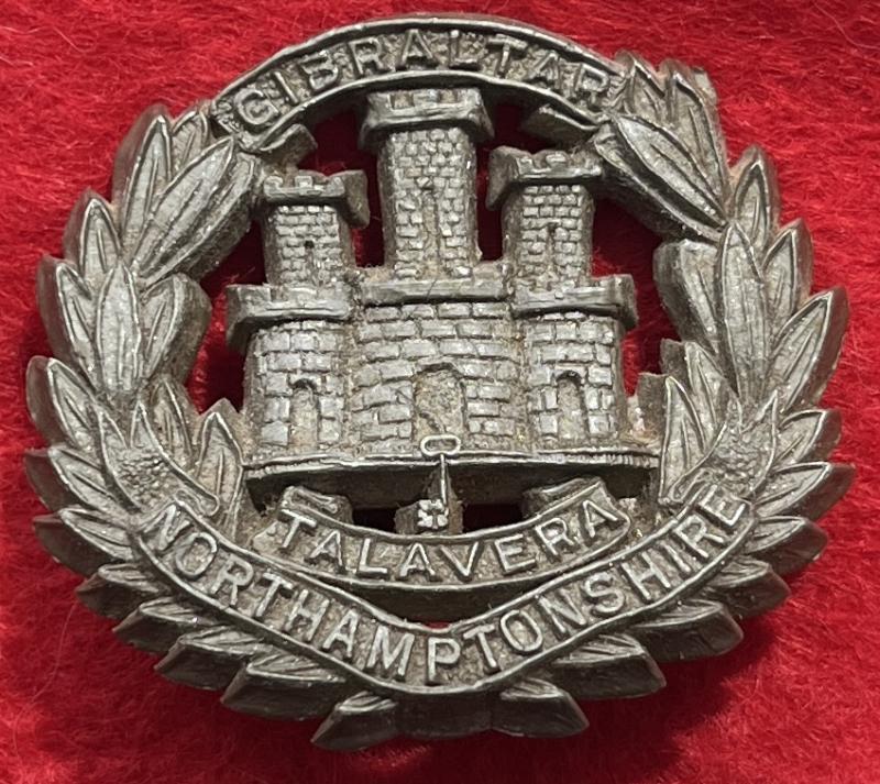 Northants Regt Plastic Cap Badge