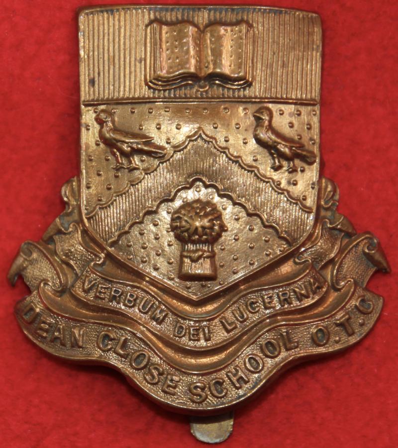 Dean Close School Cap Badge