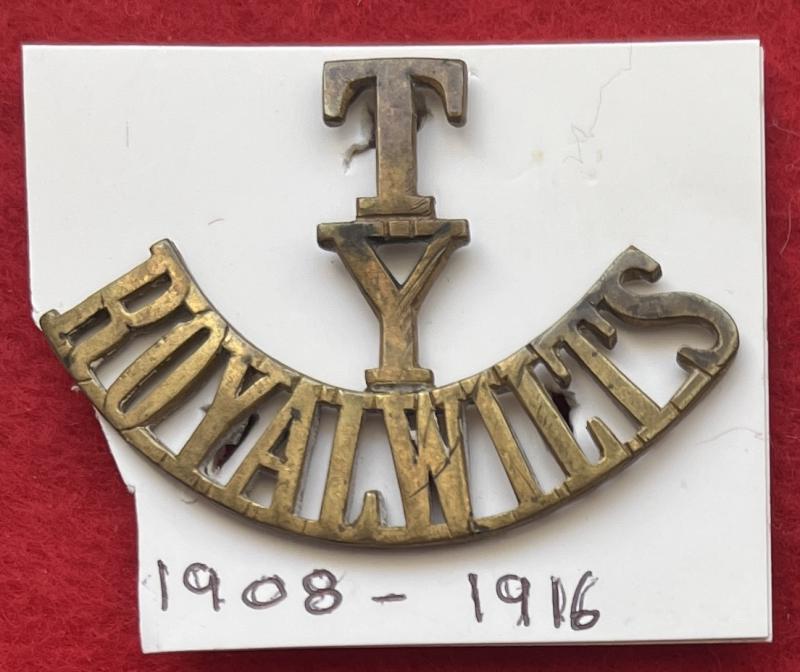 T/Y/Royal Wilts Shoulder Title