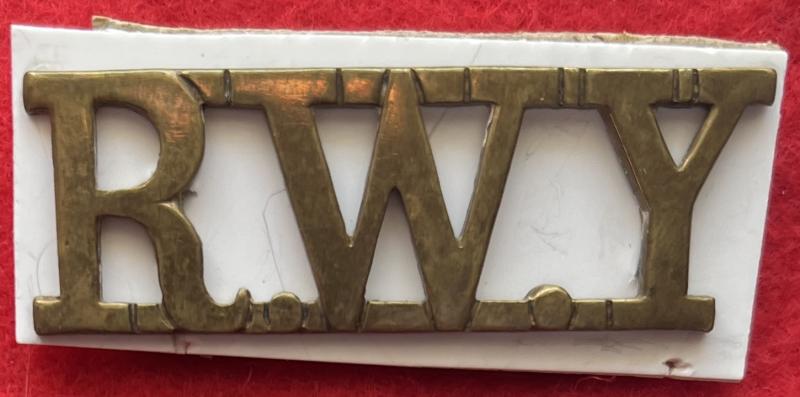 Large RWY Shoulder Title