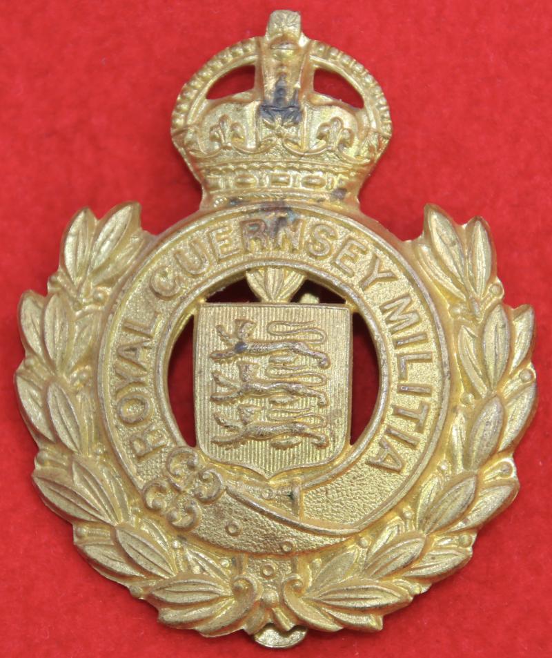 R Guernsey Militia Cap Badge