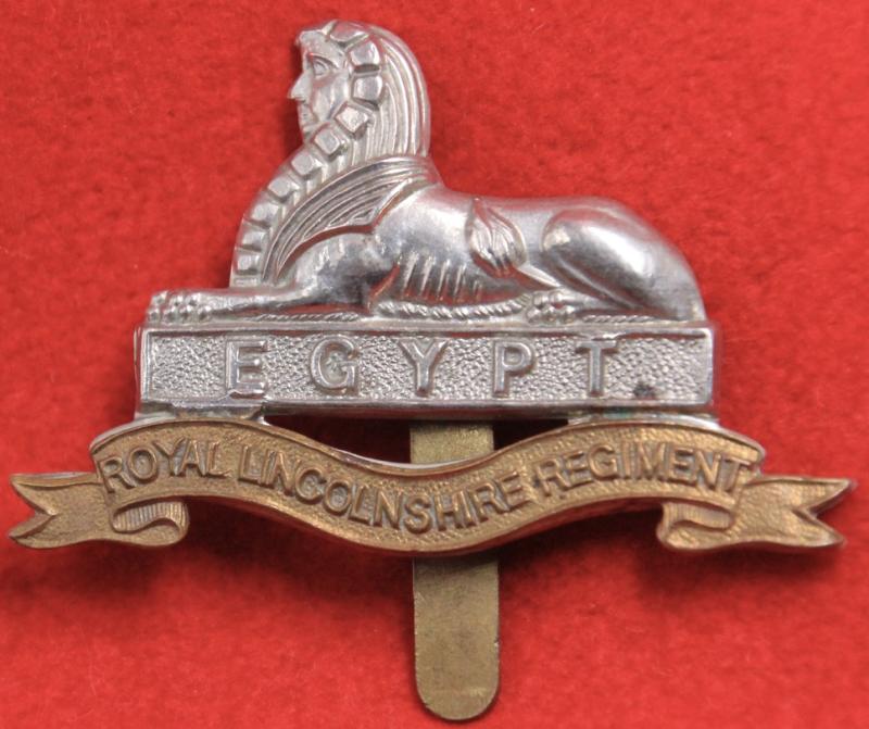 R Lincs Cap Badge