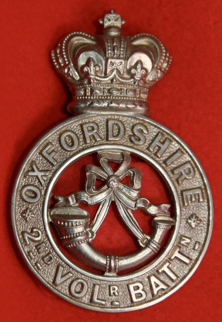 2VB Oxfordshire Glengarry Badge