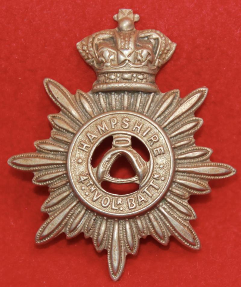 4th VB Hampshire Cap Badge