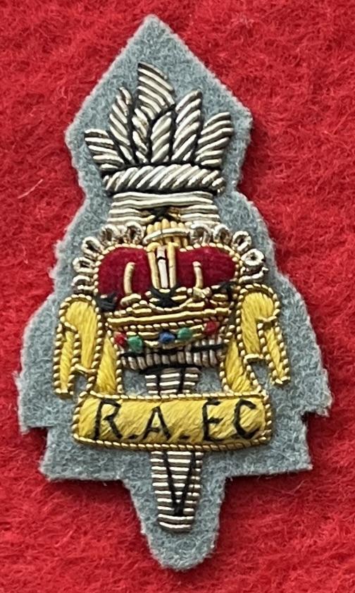 RAEC Officer's Beret Badge