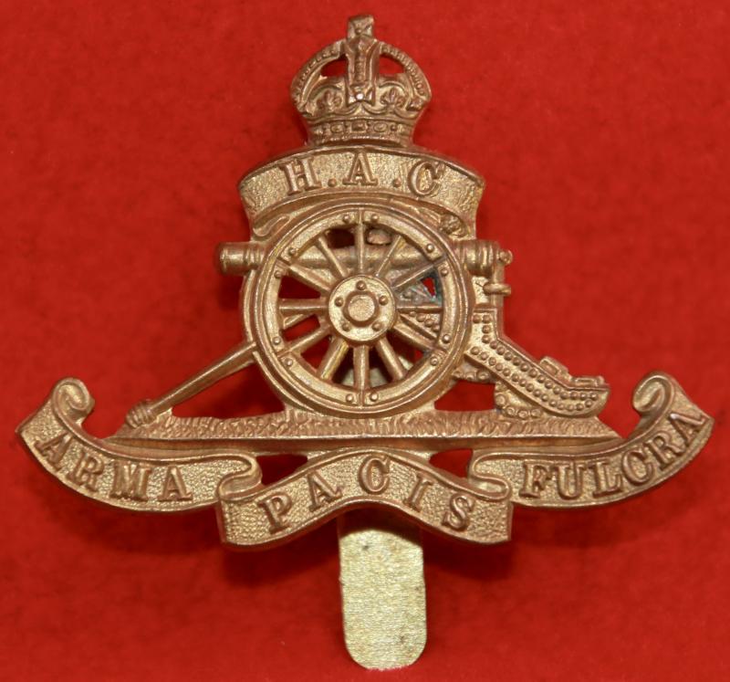 HAC (Artillery) Pre-1952 Beret Badge