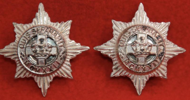 4th/7th DG Officer's Collar Badges