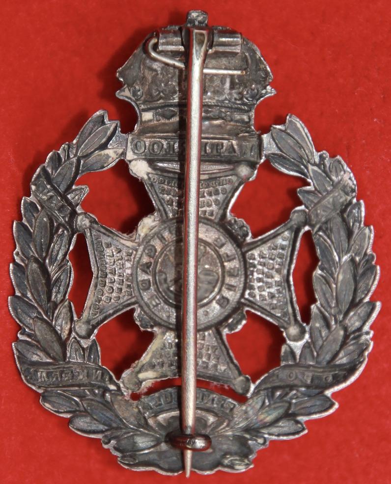 RB Puggaree Badge