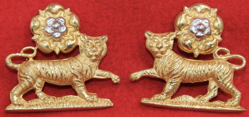 Y&L Officer's Collar Badges