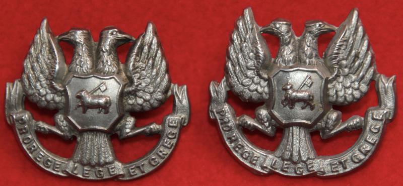 4th VB BW Collar Badges