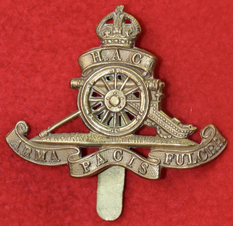 HAC (Artillery) Pre-1952 Beret Badge