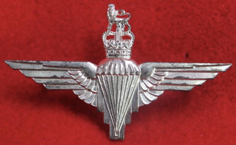 Paras Officer's Beret Badge