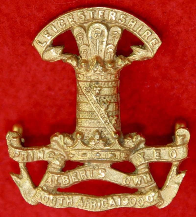 LY Officer's Cap Badge