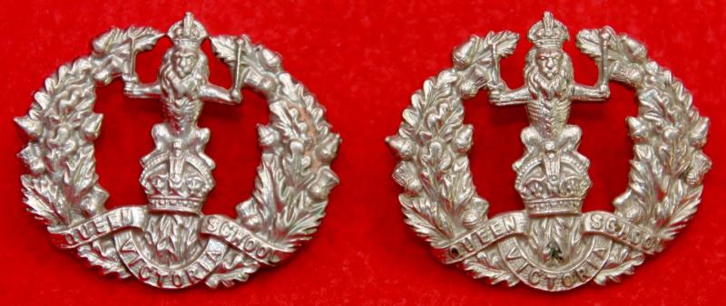 QVS Dunblane Collar Badges